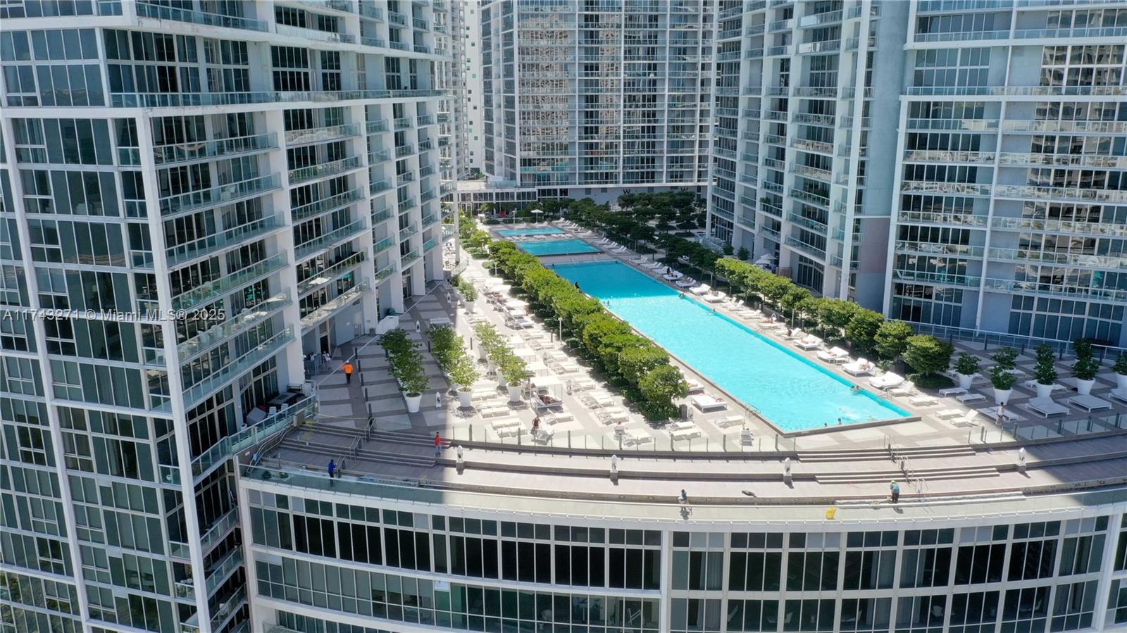 475 Brickell Ave #3207, Miami FL 33131