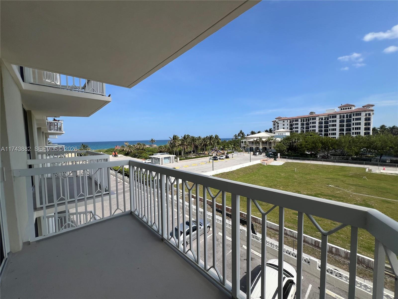 125 Ocean Ave #402, Palm Beach Shores FL 33404