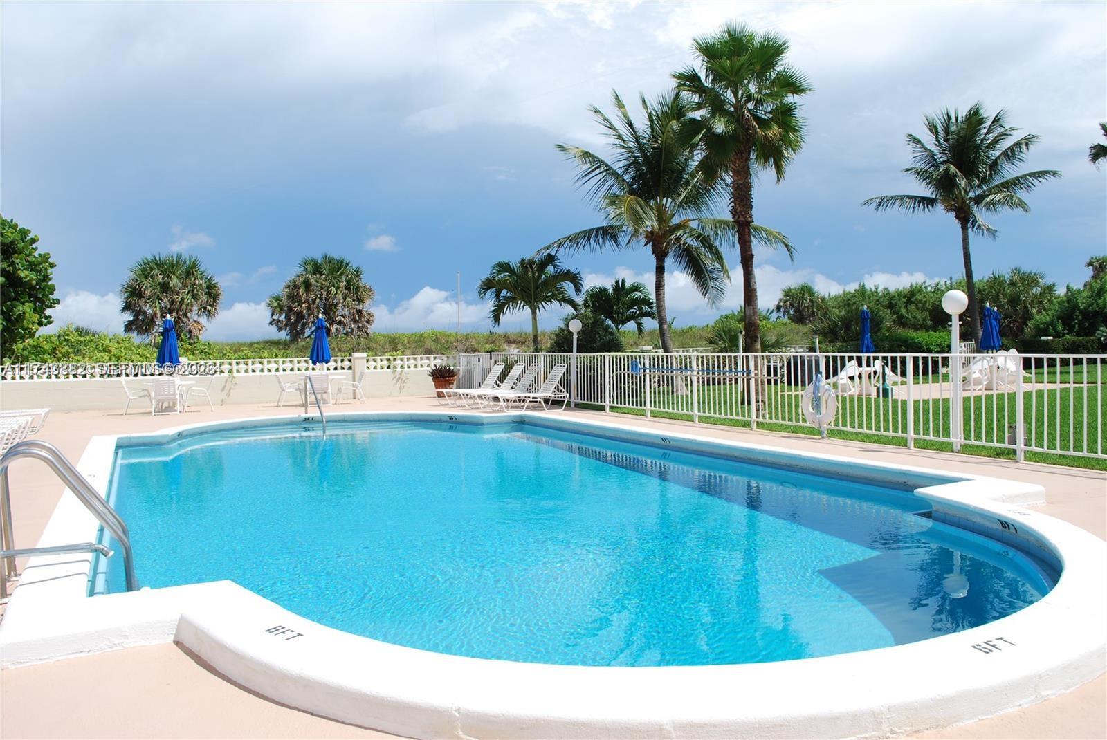 125 Ocean Ave #402, Palm Beach Shores FL 33404