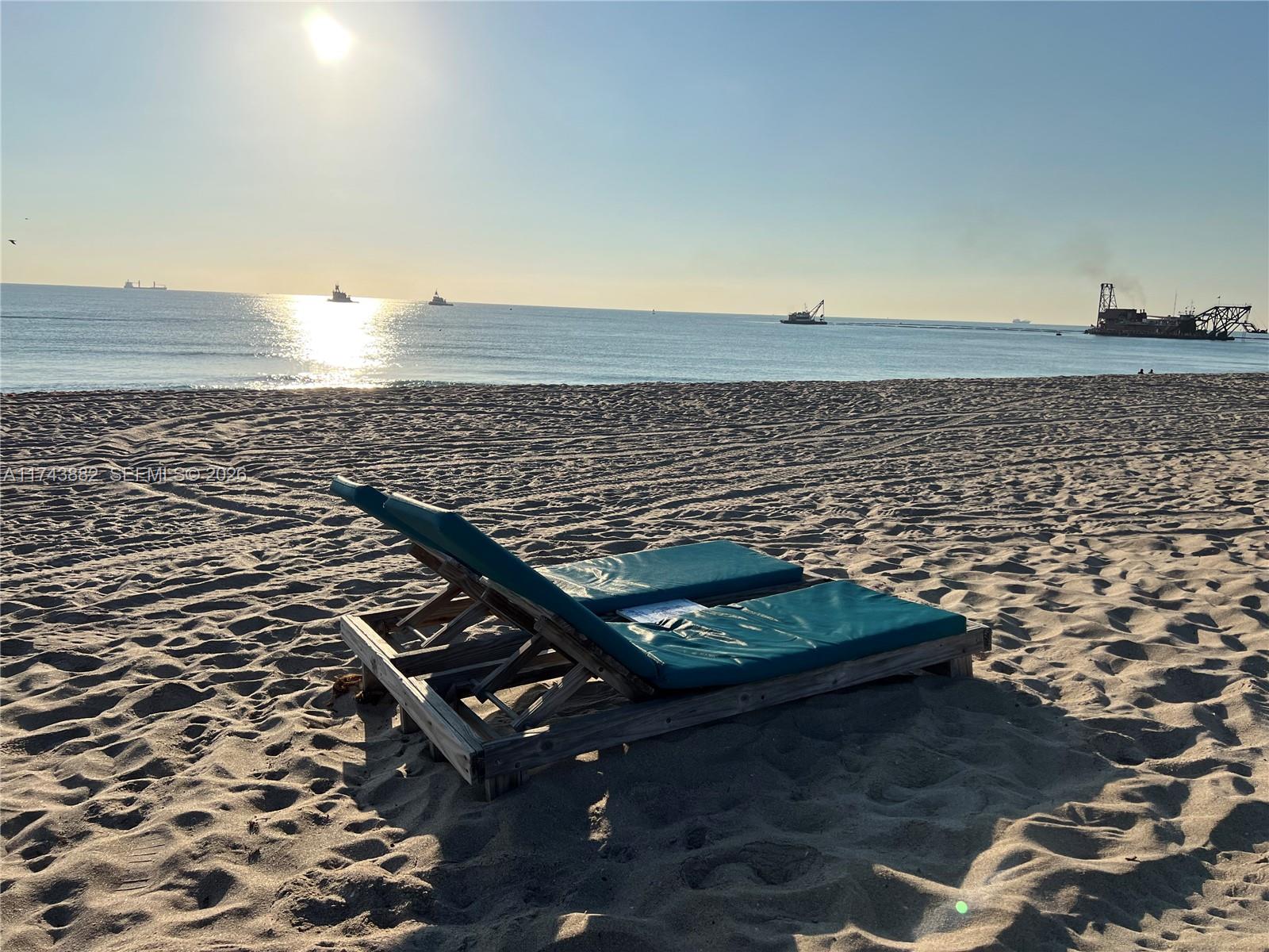 125 Ocean Ave #402, Palm Beach Shores FL 33404