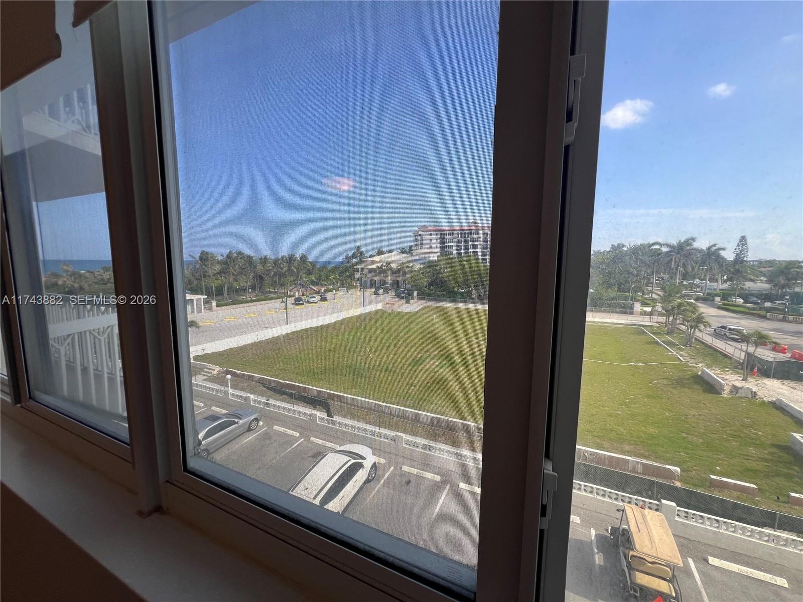 125 Ocean Ave #402, Palm Beach Shores FL 33404