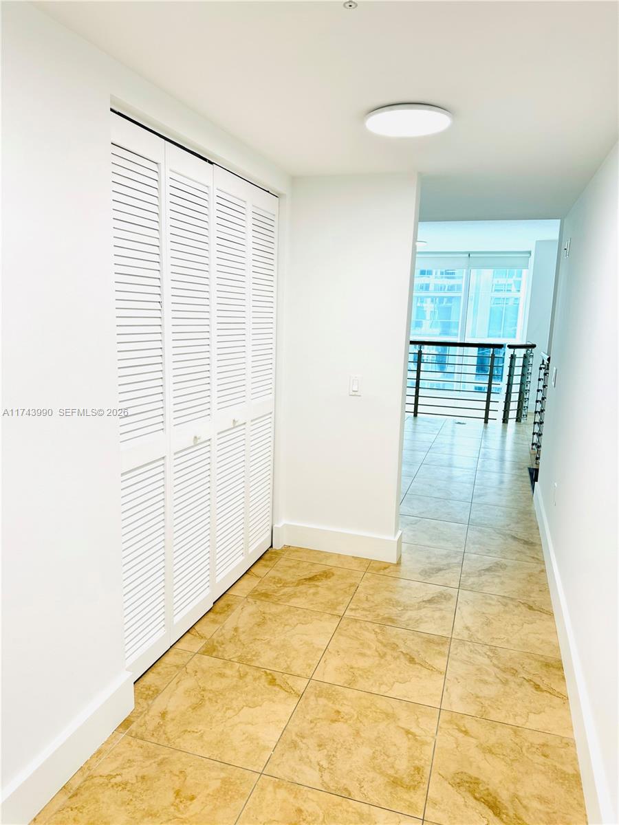41 SE 5th St #808, Miami FL 33131