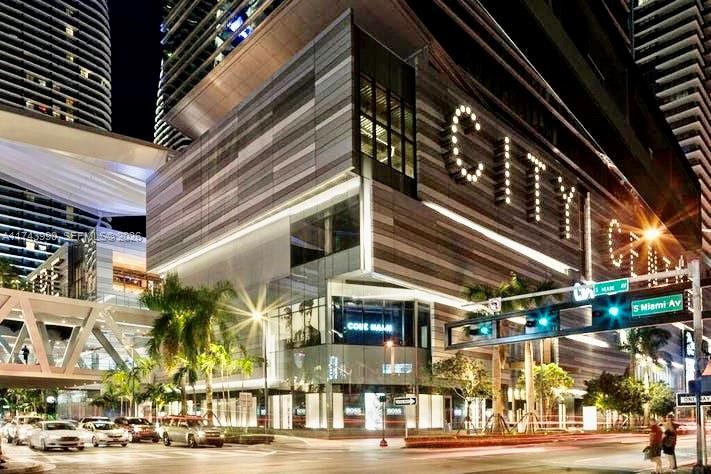 41 SE 5th St #808, Miami FL 33131