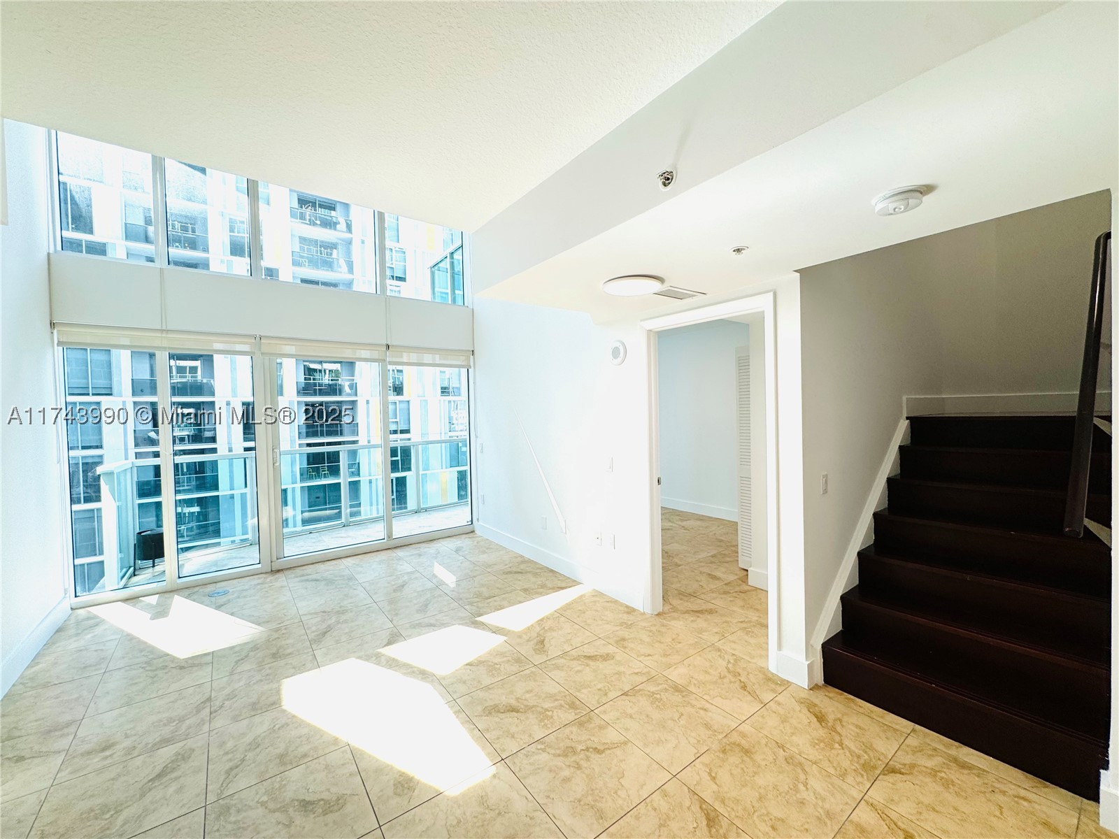 41 SE 5th St #808, Miami FL 33131