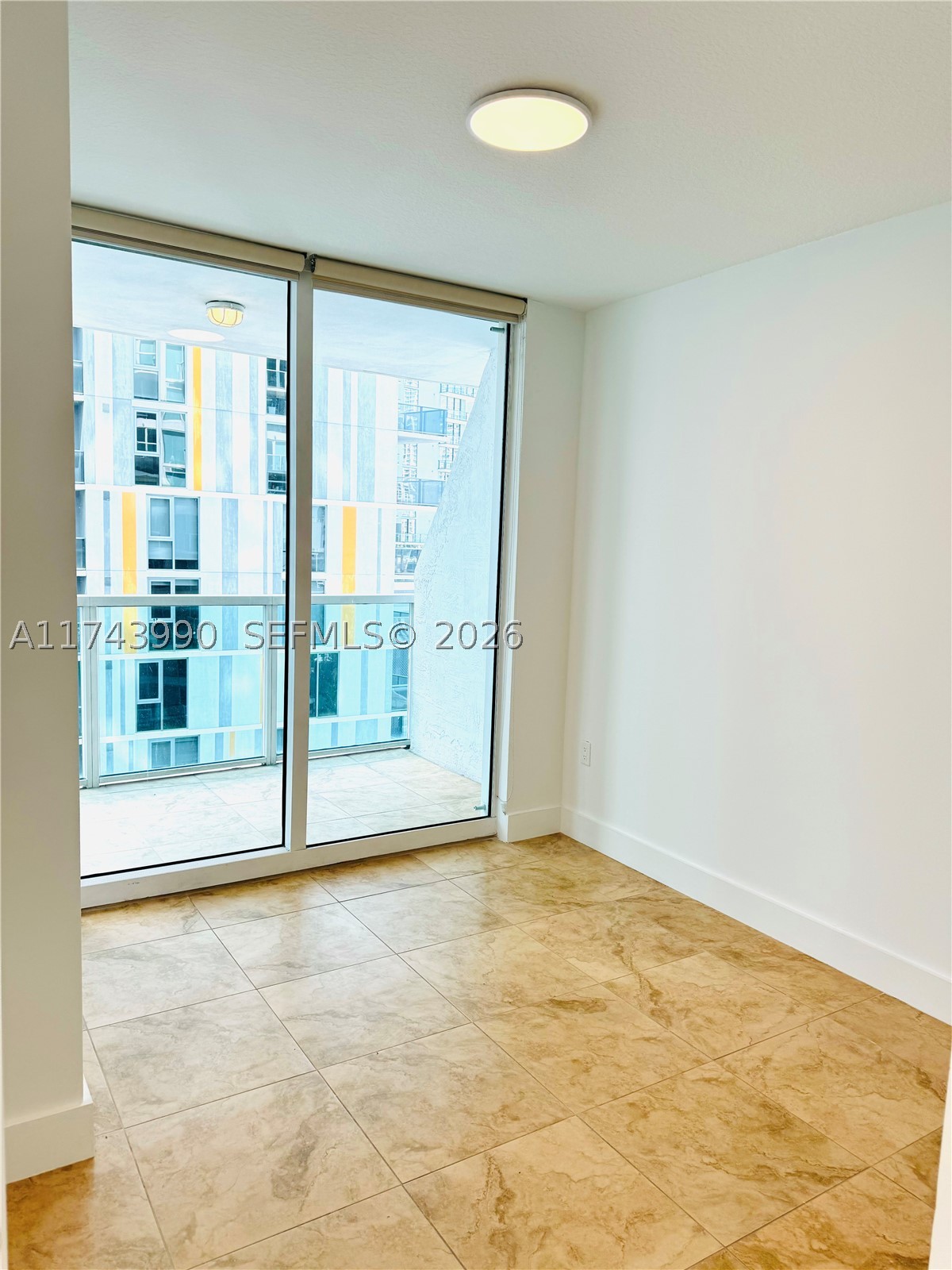 41 SE 5th St #808, Miami FL 33131