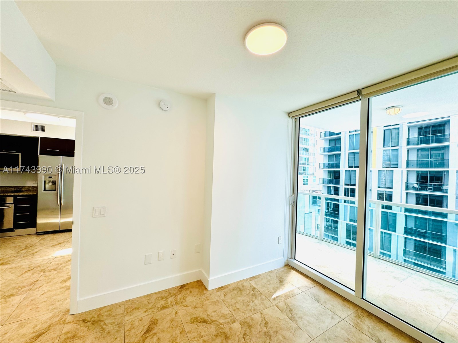 41 SE 5th St #808, Miami FL 33131
