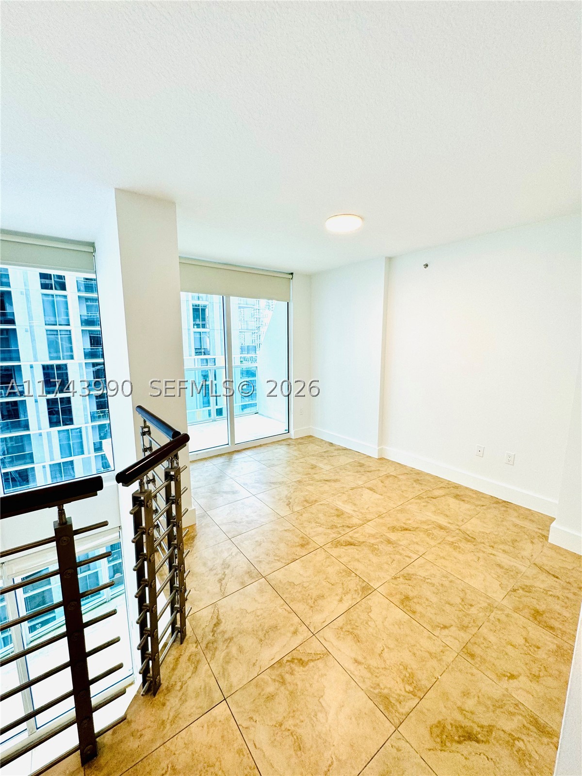 41 SE 5th St #808, Miami FL 33131