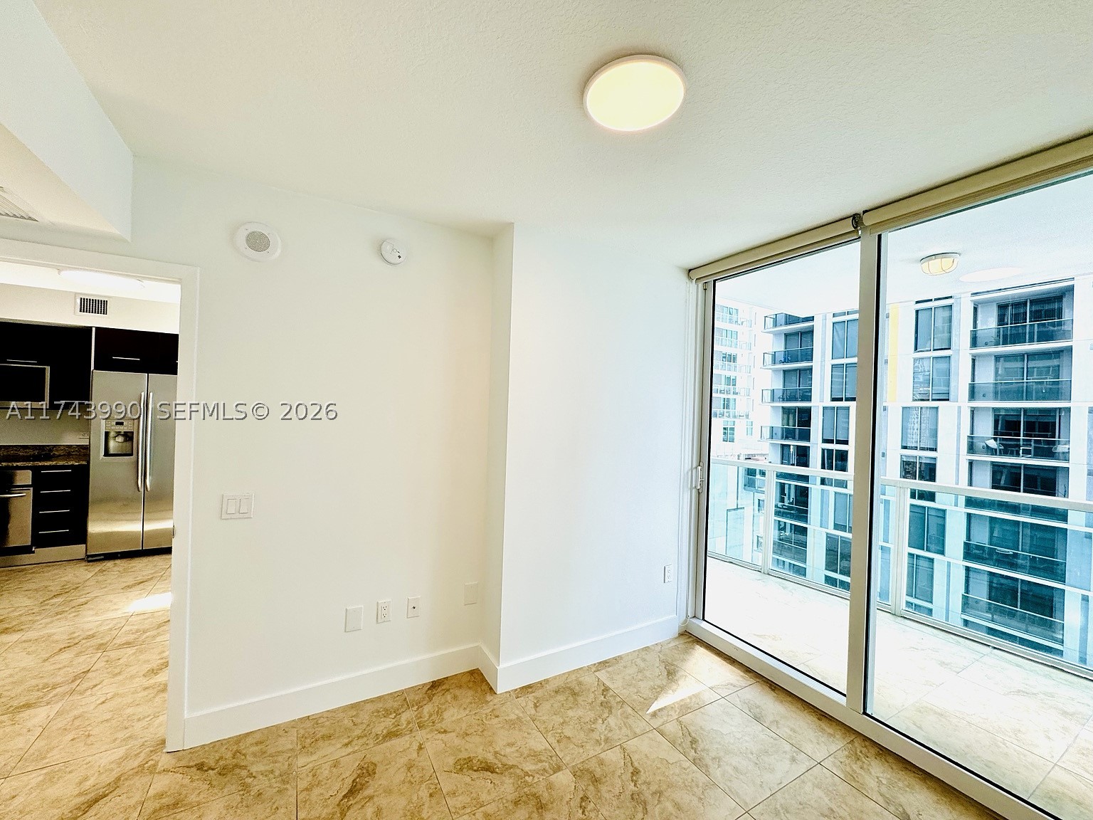 41 SE 5th St #808, Miami FL 33131
