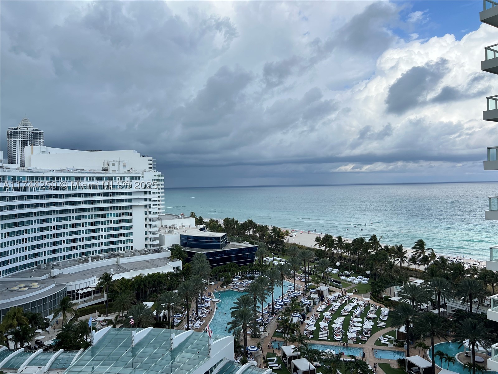 4401 Collins Ave #1401, Miami Beach FL 33140
