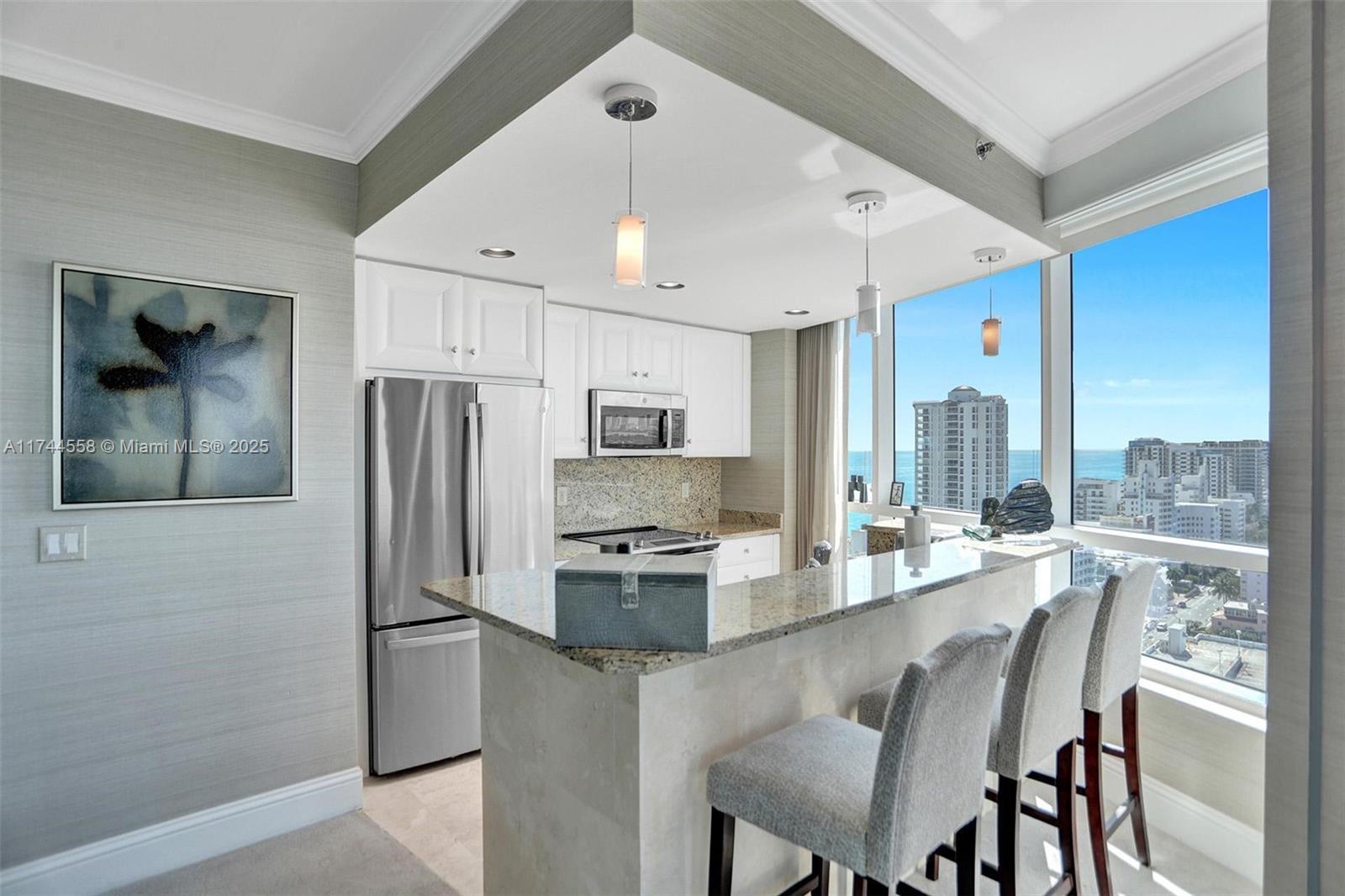 4401 Collins Ave #2114/2116, Miami Beach FL 33140