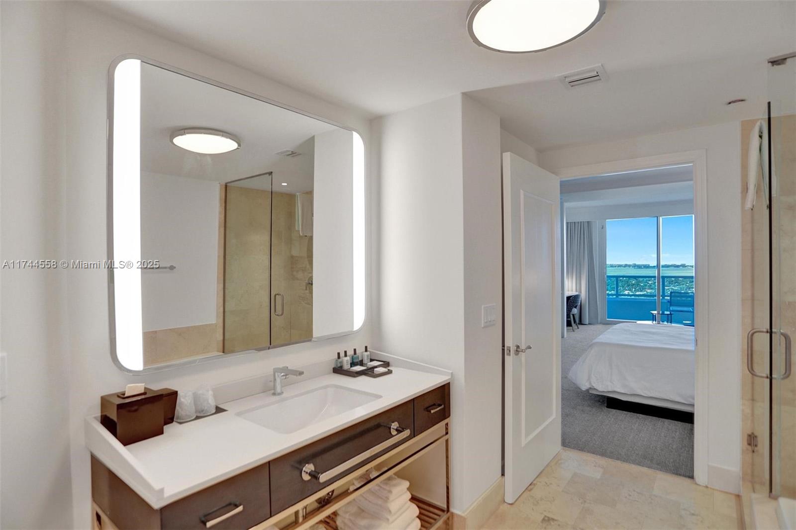 4401 Collins Ave #2114/2116, Miami Beach FL 33140