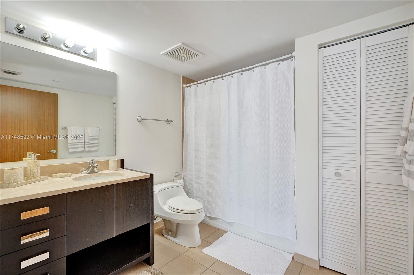 16699 Collins Ave #2609, Sunny Isles Beach FL 33160