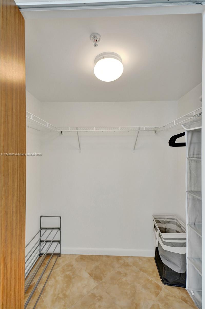 16699 Collins Ave #2609, Sunny Isles Beach FL 33160