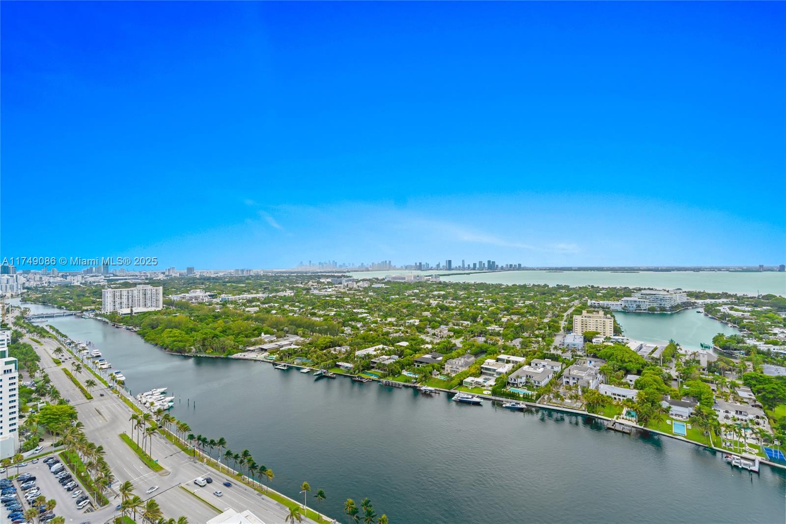 4775 Collins Ave #3505, Miami Beach FL 33140
