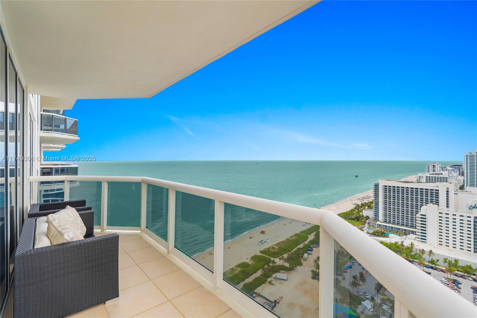 4775 Collins Ave #3505, Miami Beach FL 33140