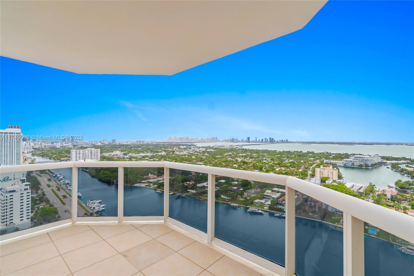 4775 Collins Ave #3505, Miami Beach FL 33140
