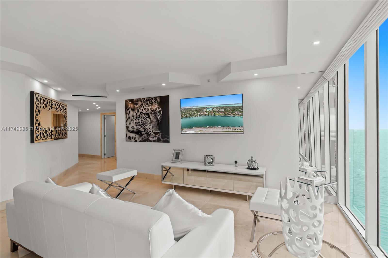 4775 Collins Ave #3505, Miami Beach FL 33140