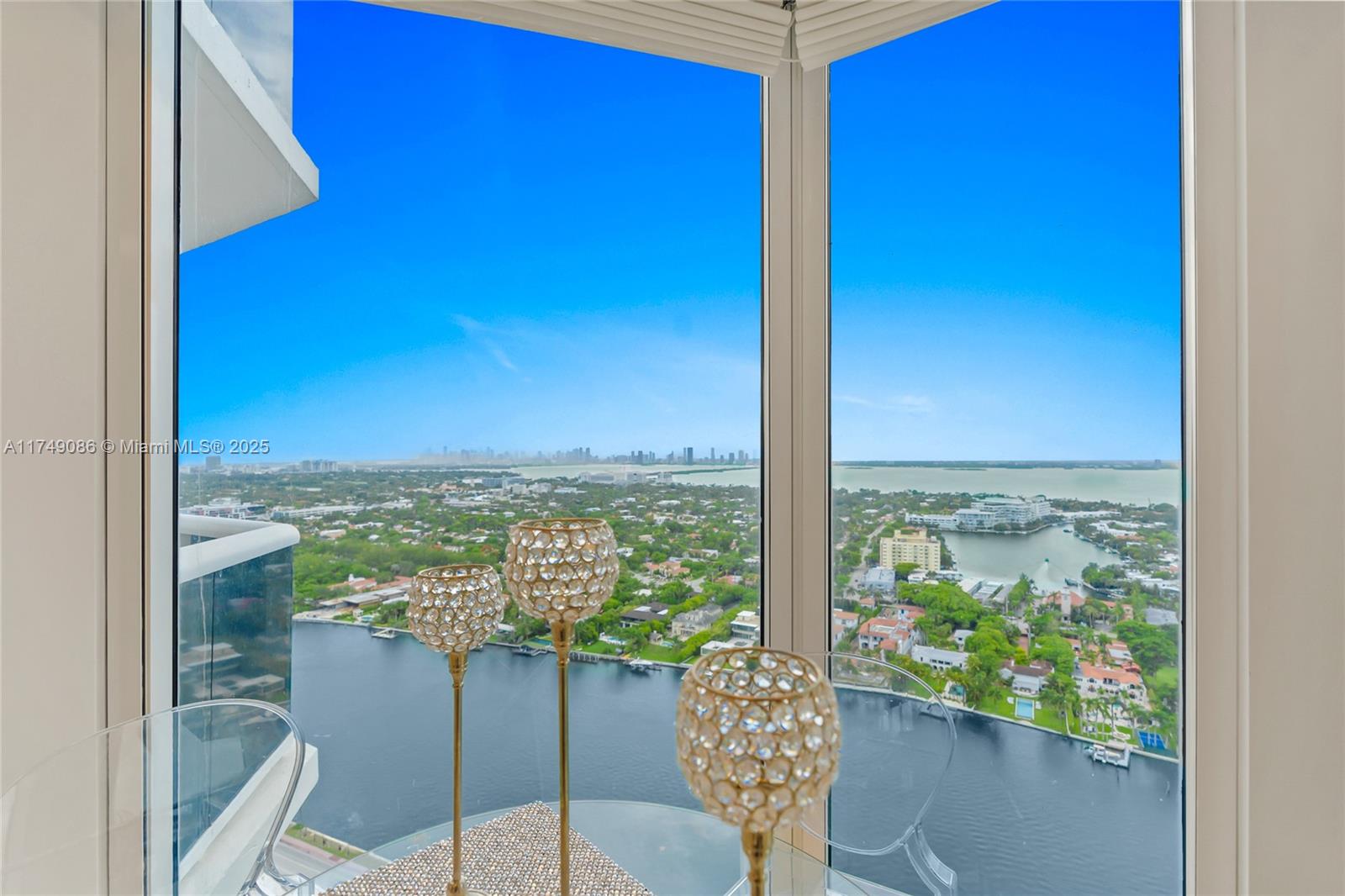 4775 Collins Ave #3505, Miami Beach FL 33140