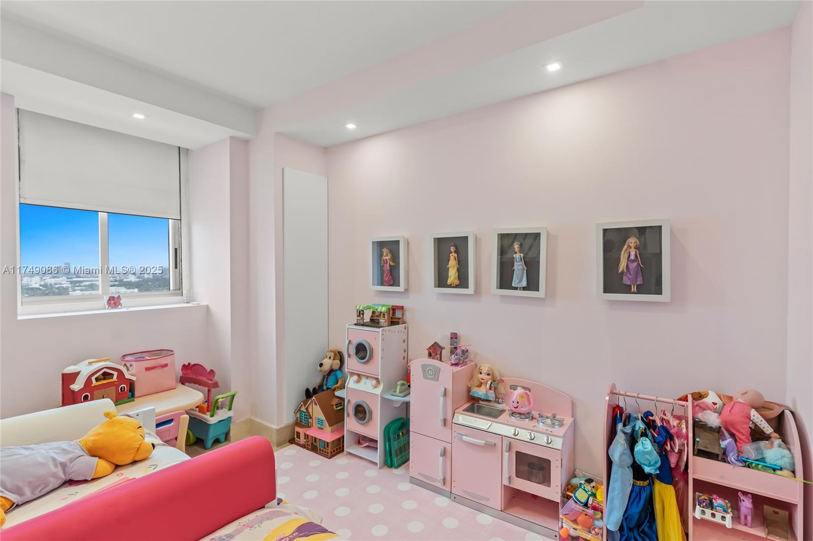 4775 Collins Ave #3505, Miami Beach FL 33140