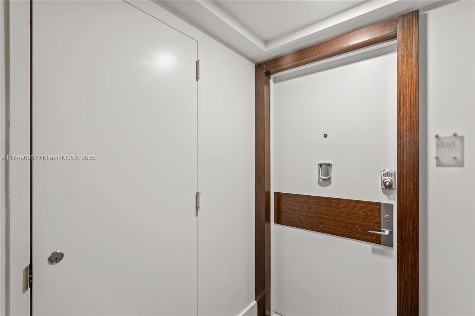 4775 Collins Ave #3505, Miami Beach FL 33140