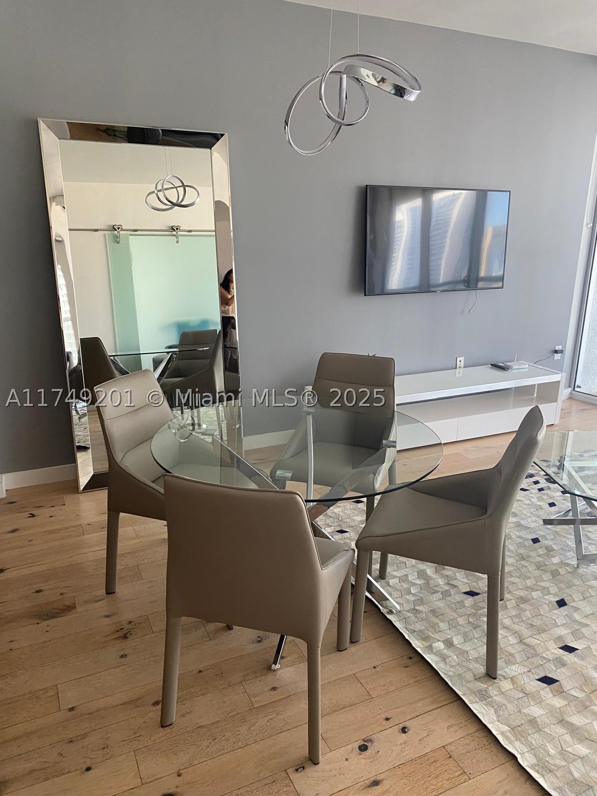 485 Brickell Ave #2603, Miami FL 33131