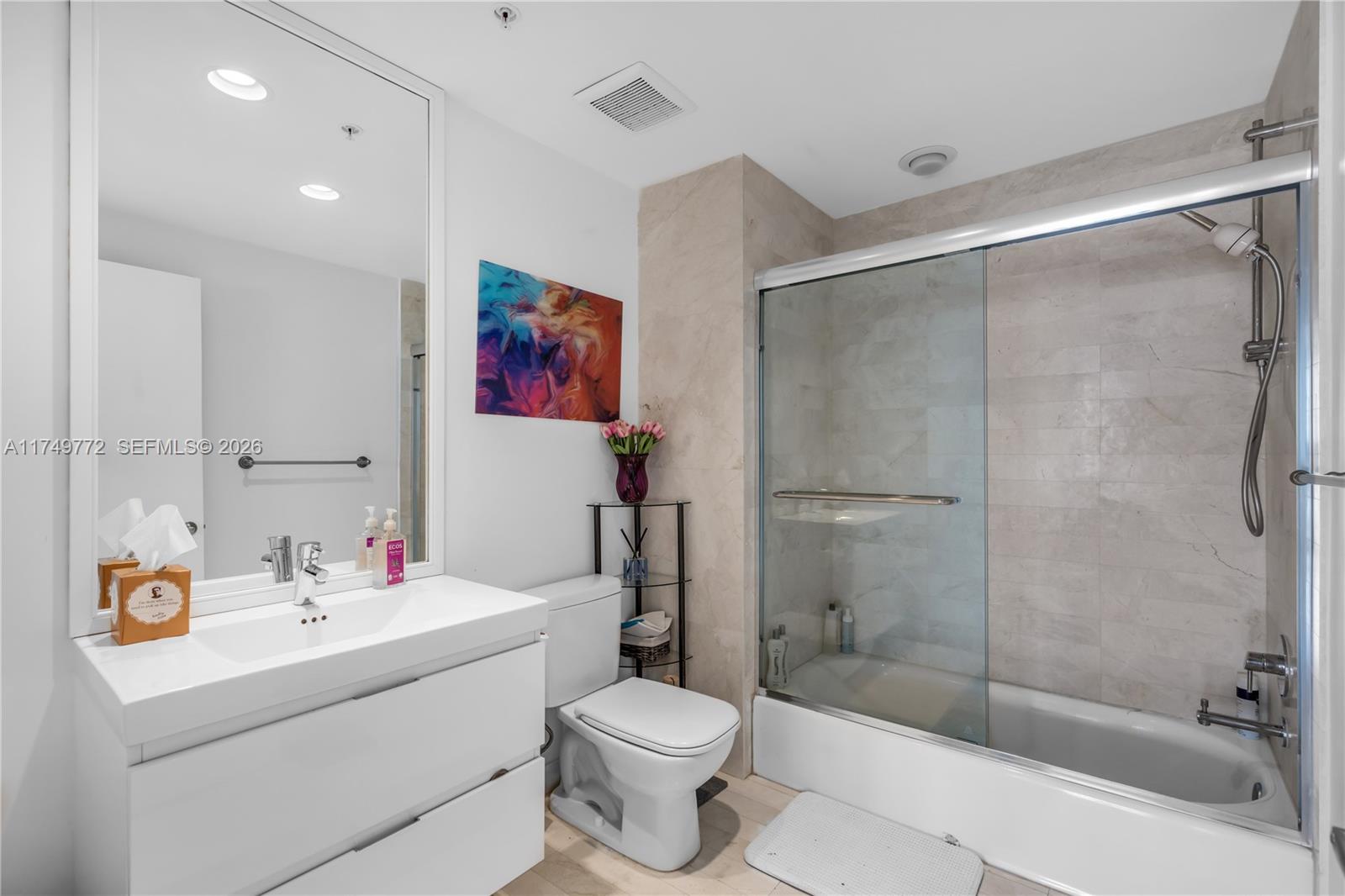 17111 Biscayne Blvd #2001, North Miami Beach FL 33160