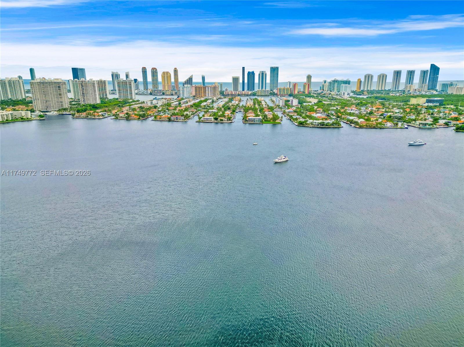 17111 Biscayne Blvd #2001, North Miami Beach FL 33160