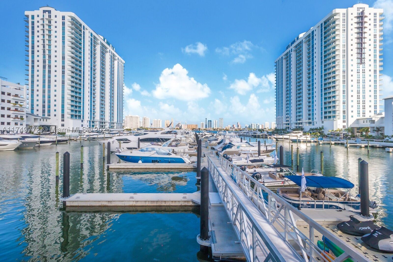 17111 Biscayne Blvd #2001, North Miami Beach FL 33160