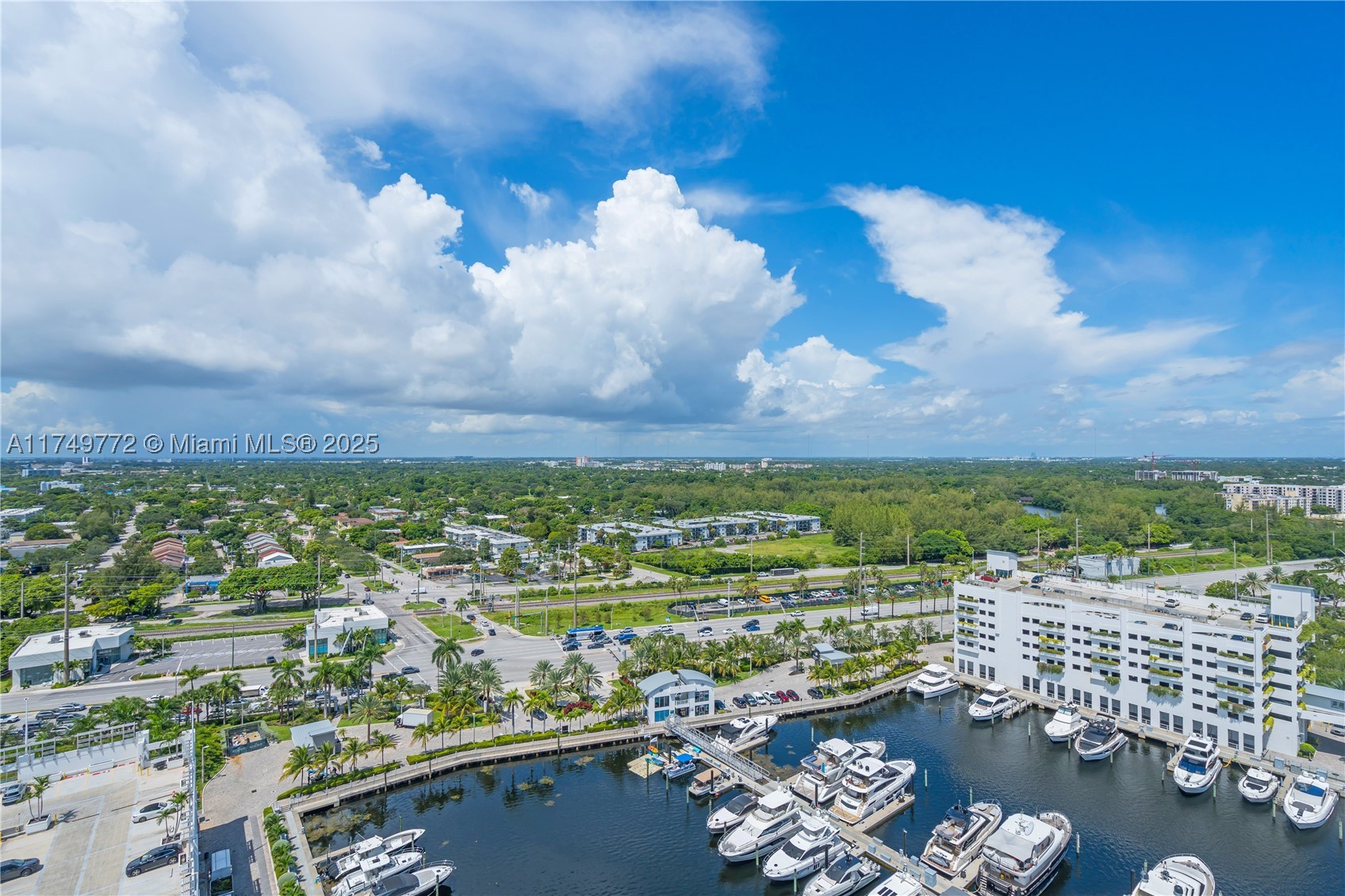 17111 Biscayne Blvd #2001, North Miami Beach FL 33160