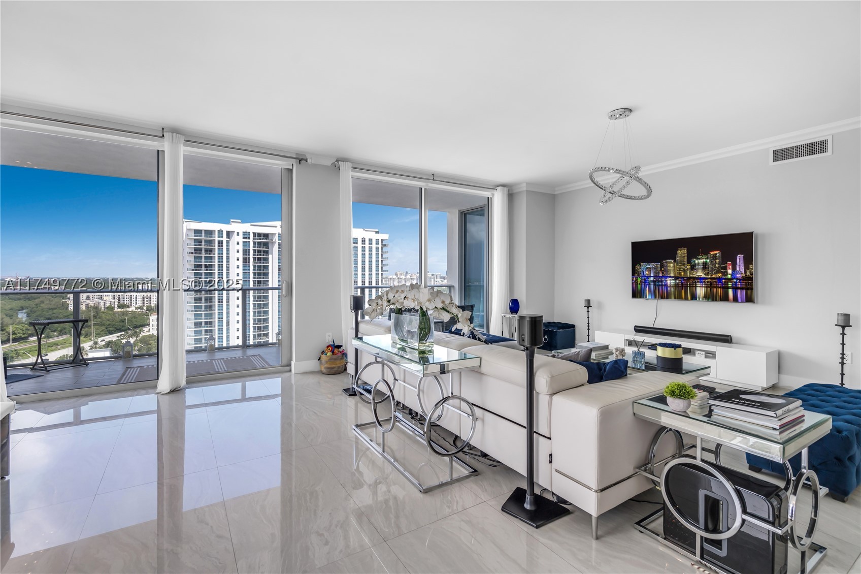 17111 Biscayne Blvd #2001, North Miami Beach FL 33160