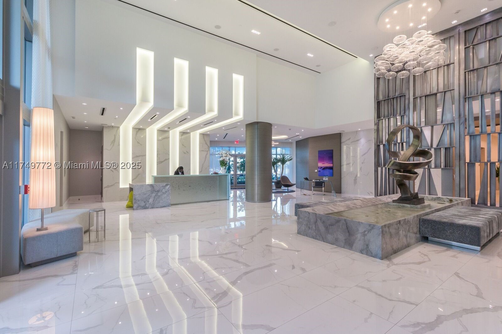 17111 Biscayne Blvd #2001, North Miami Beach FL 33160