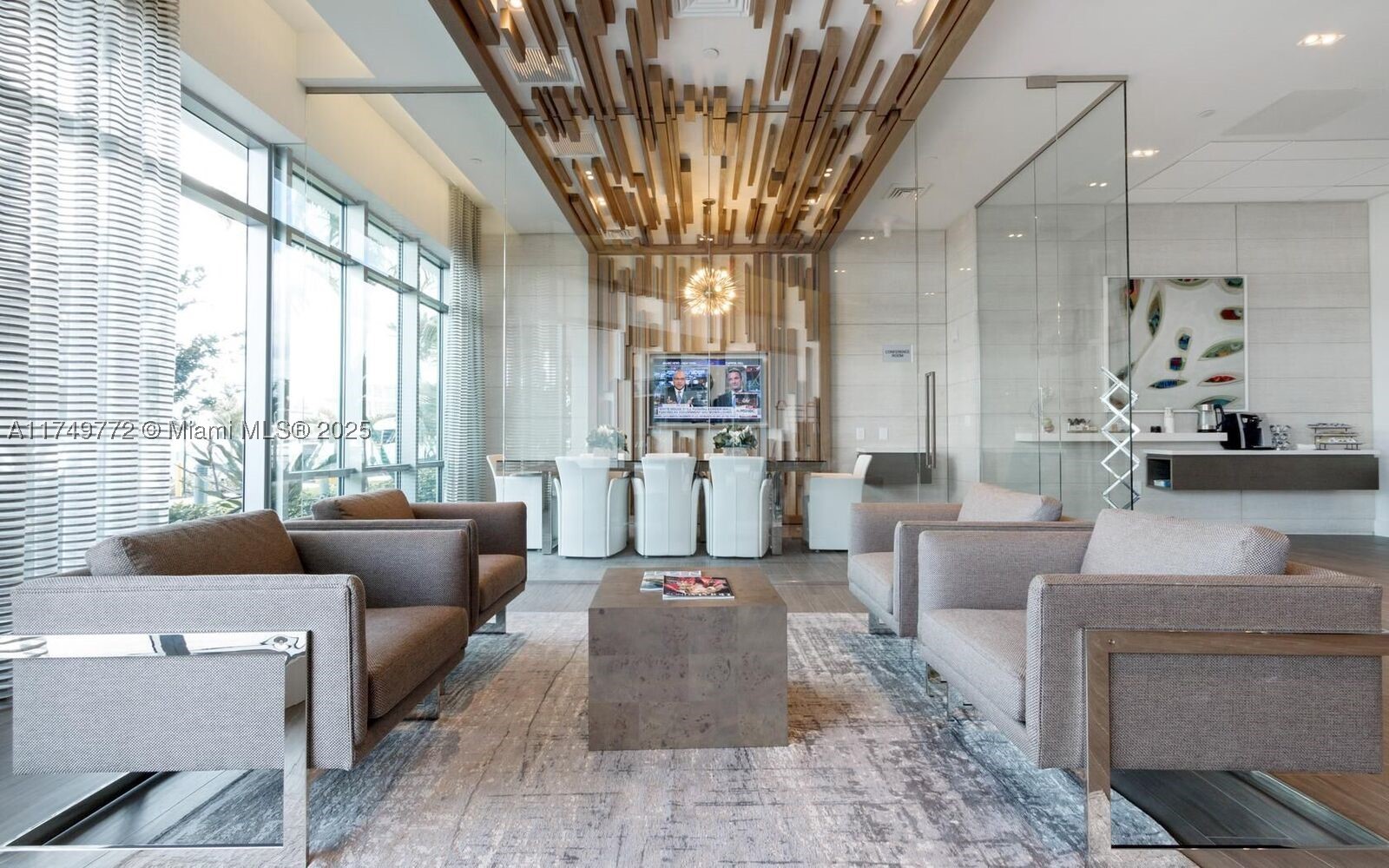 17111 Biscayne Blvd #2001, North Miami Beach FL 33160