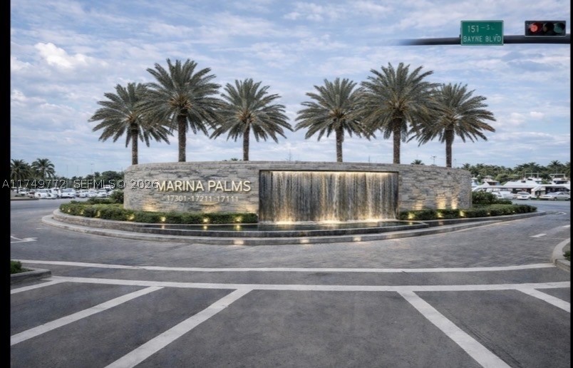 17111 Biscayne Blvd #2001, North Miami Beach FL 33160