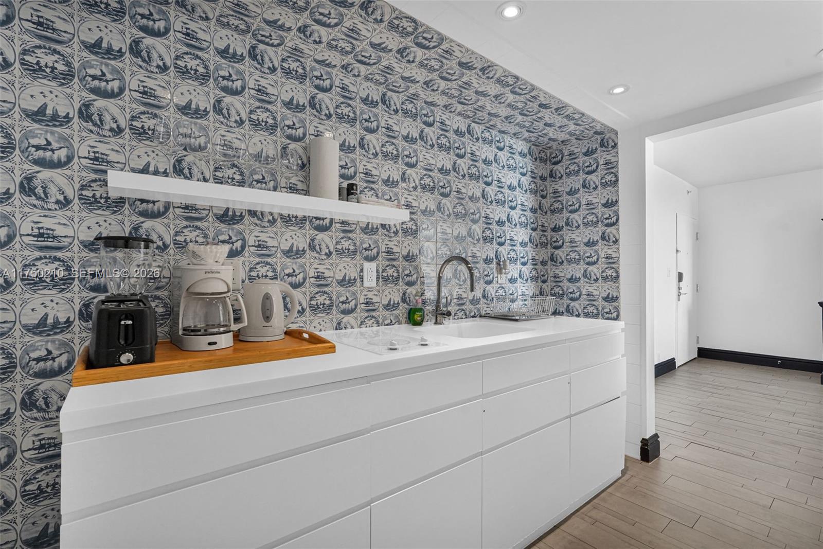 1100 West Ave #916, Miami Beach FL 33139