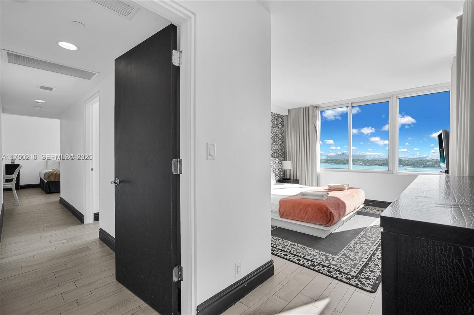1100 West Ave #916, Miami Beach FL 33139