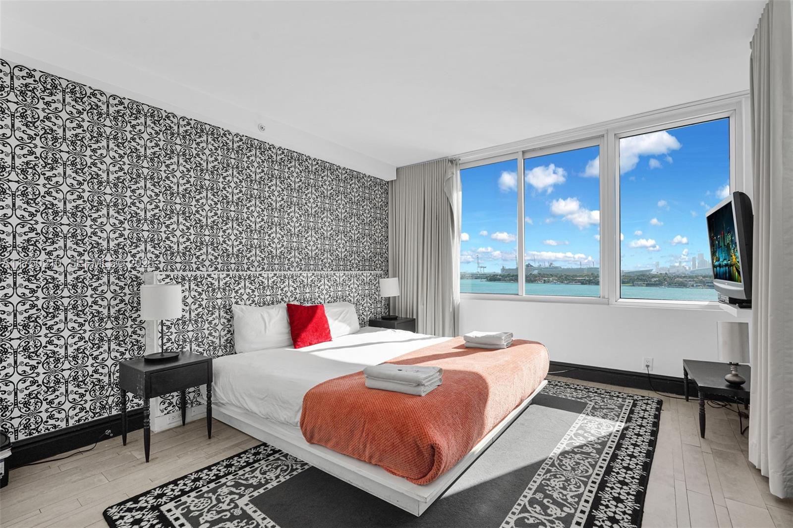 1100 West Ave #916, Miami Beach FL 33139