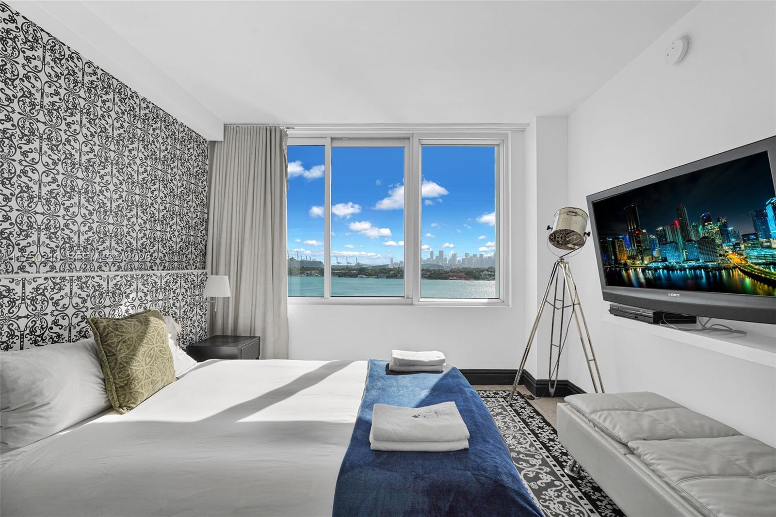 1100 West Ave #916, Miami Beach FL 33139