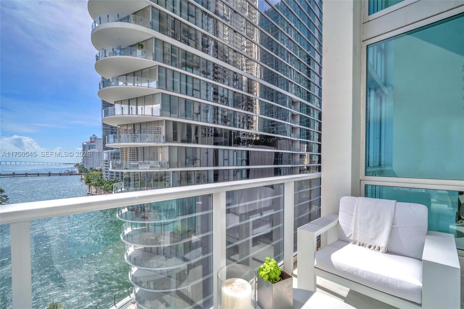 300 S Biscayne Blvd #L-1012, Miami FL 33131