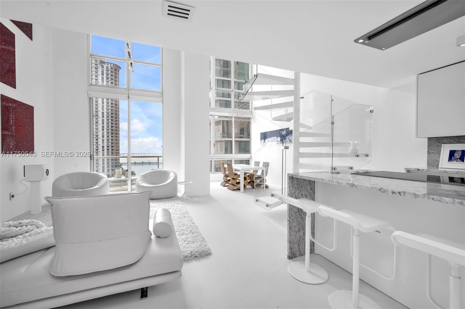 300 S Biscayne Blvd #L-1012, Miami FL 33131