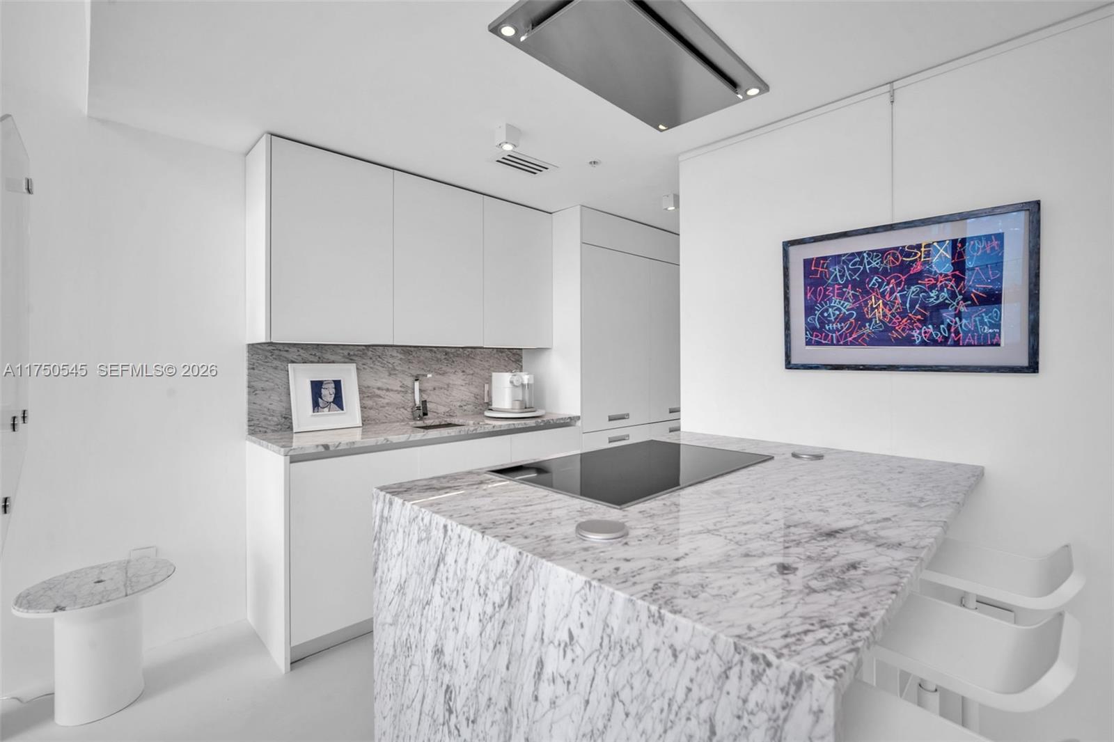 300 S Biscayne Blvd #L-1012, Miami FL 33131