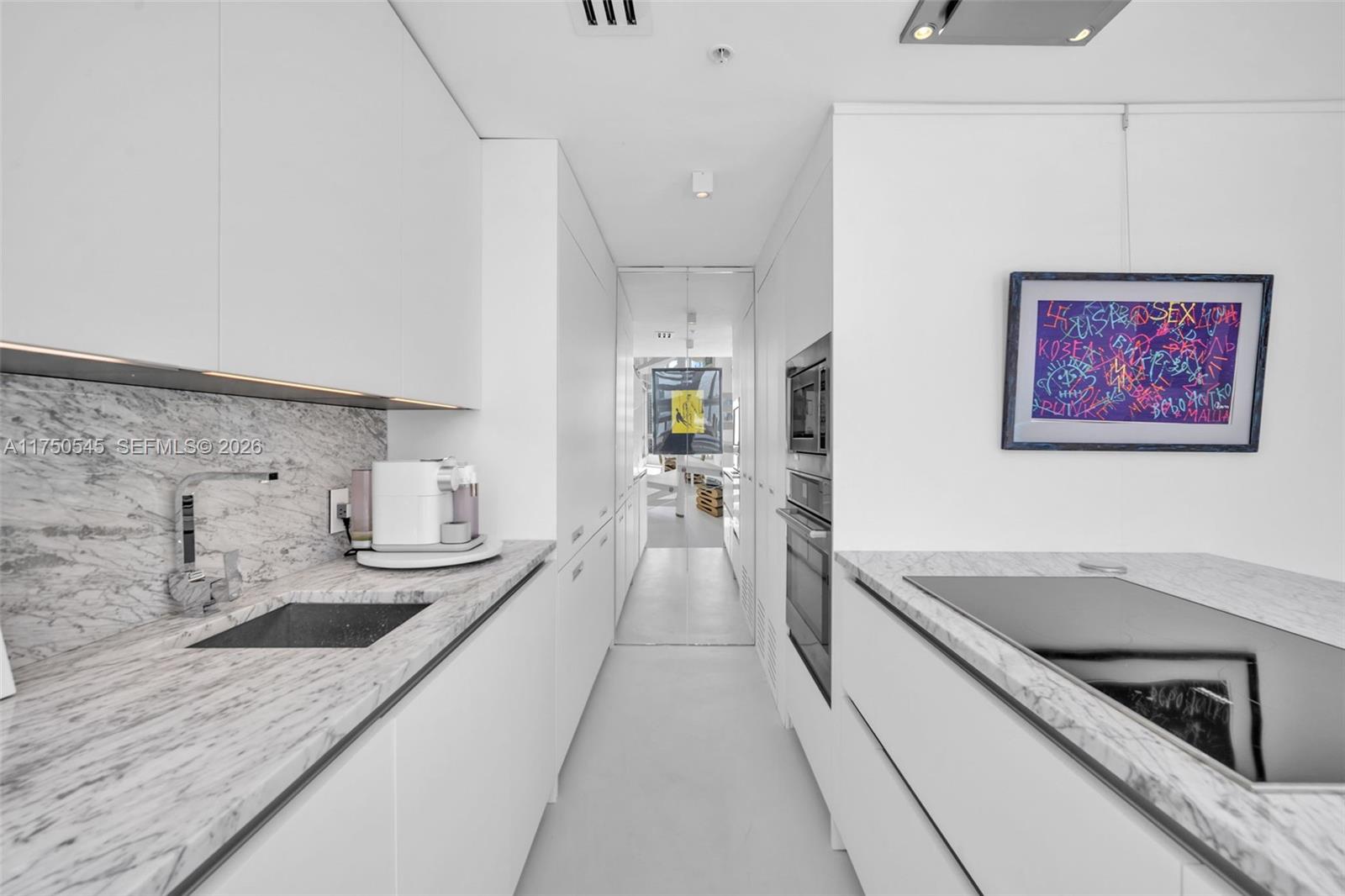 300 S Biscayne Blvd #L-1012, Miami FL 33131