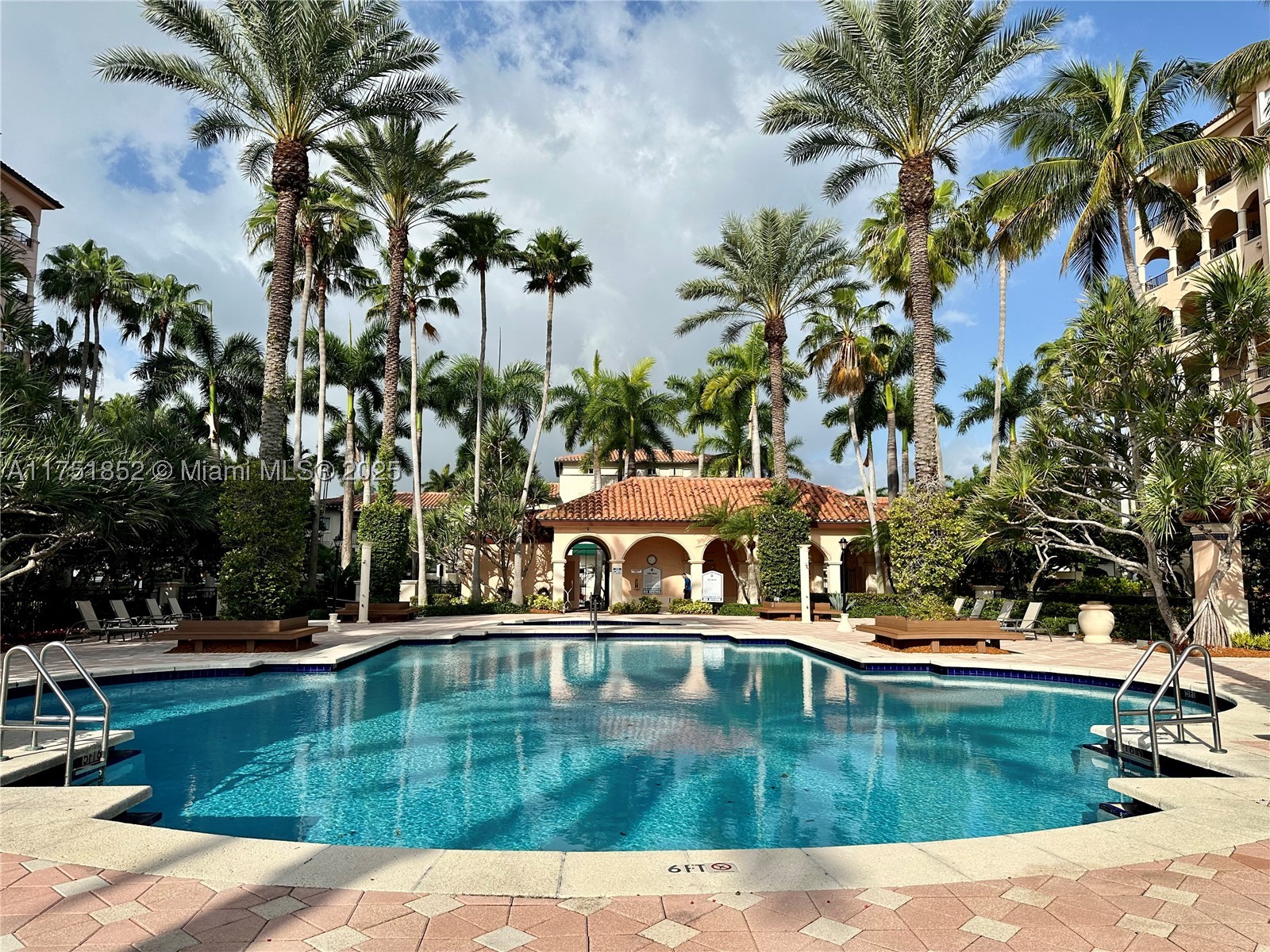 13633 Deering Bay Dr #256, Coral Gables FL 33158