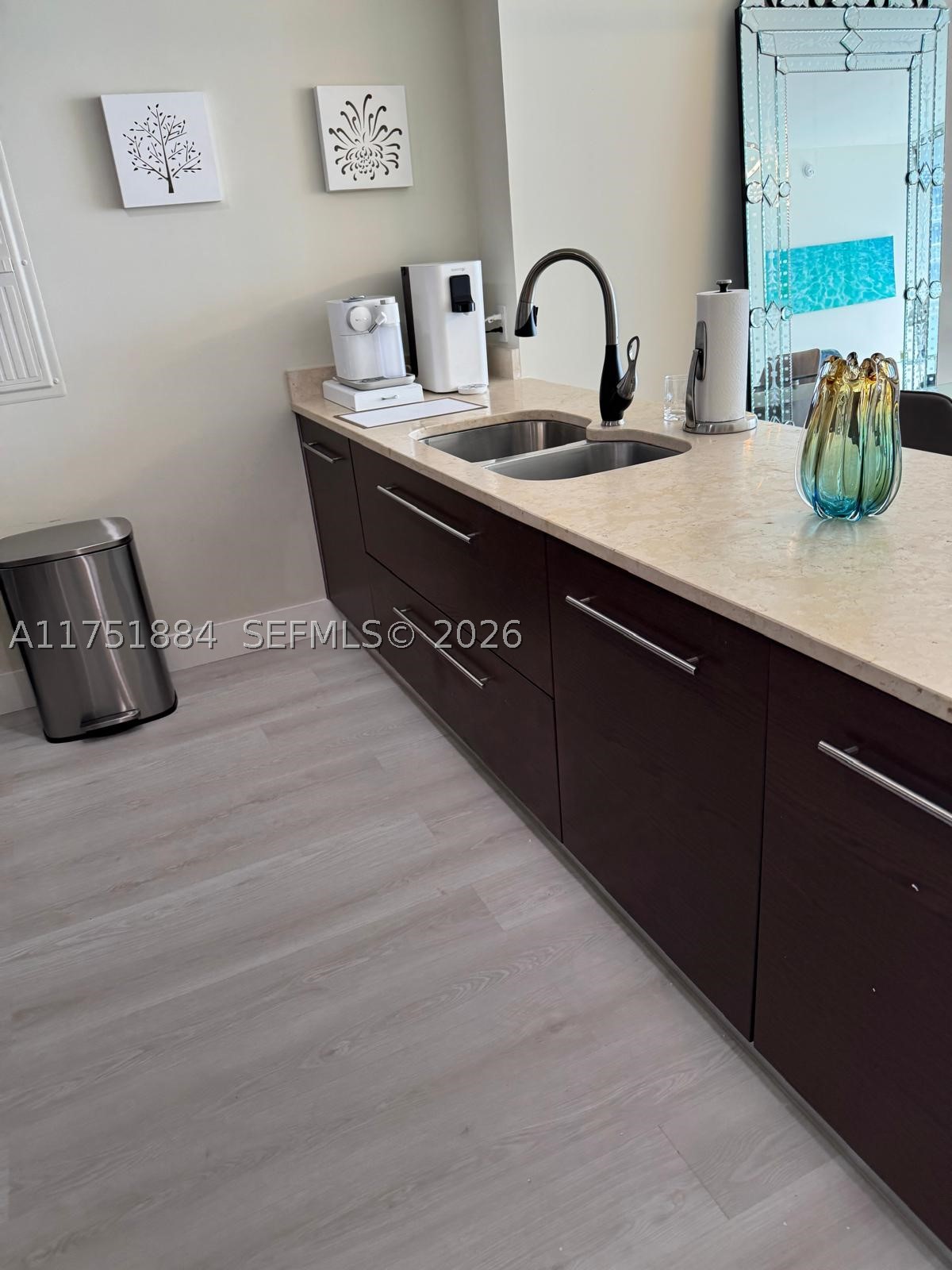 465 Brickell Ave #2405, Miami FL 33131