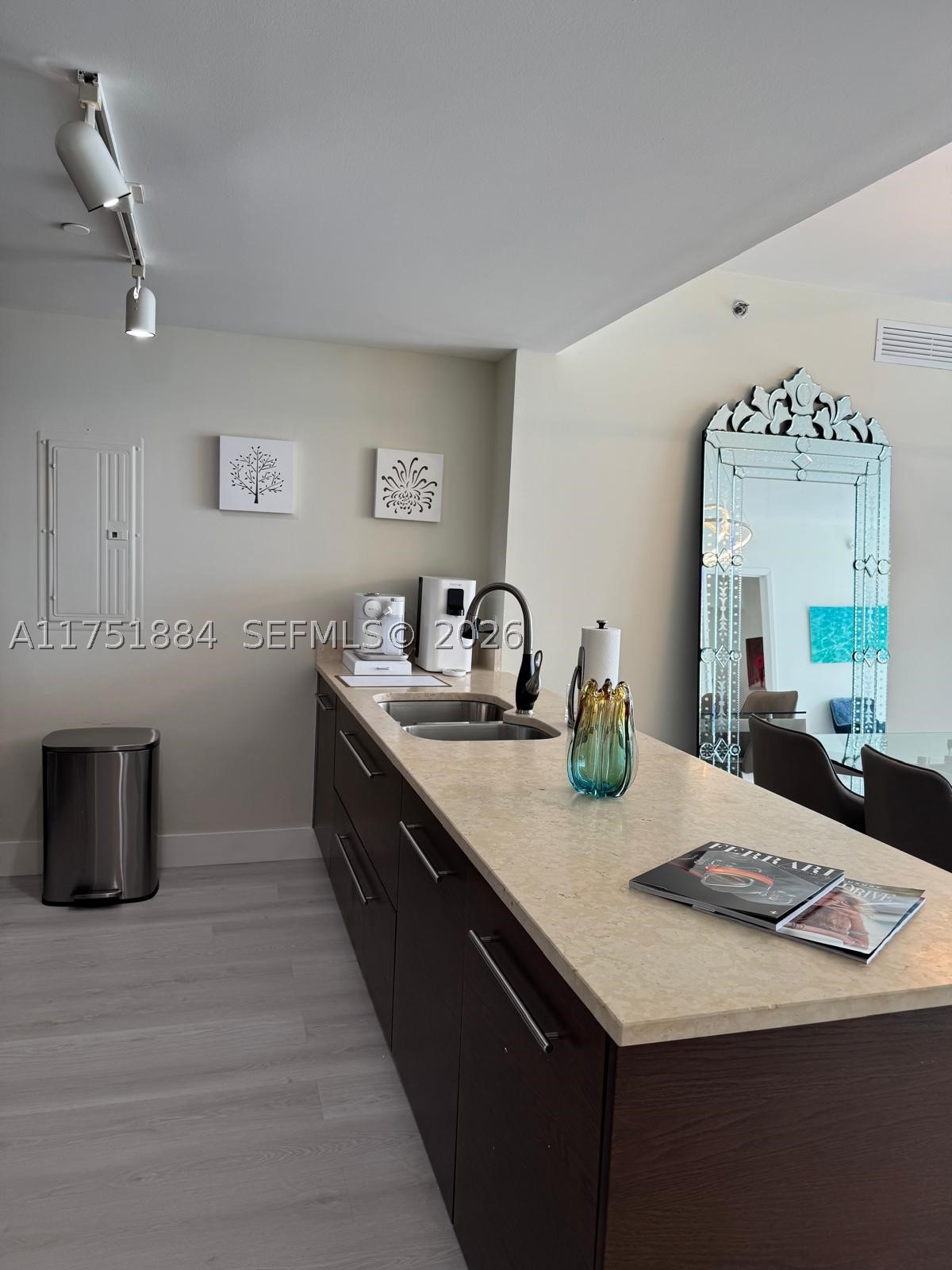 465 Brickell Ave #2405, Miami FL 33131