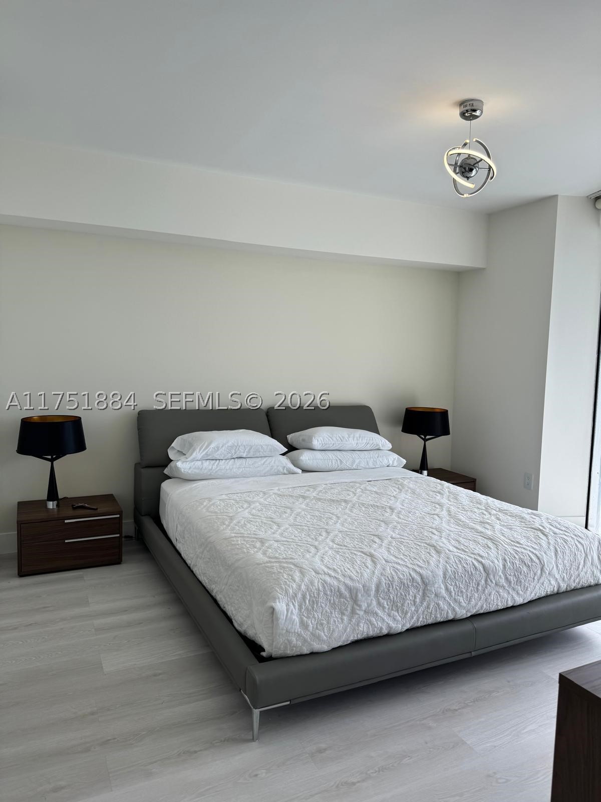 465 Brickell Ave #2405, Miami FL 33131