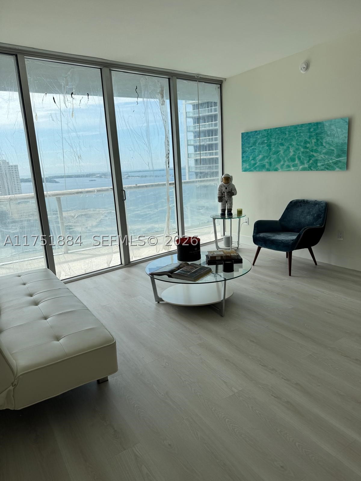 465 Brickell Ave #2405, Miami FL 33131
