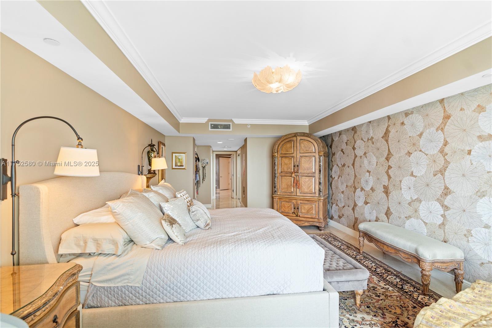 20201 E Country Club Dr #2708, Aventura FL 33180