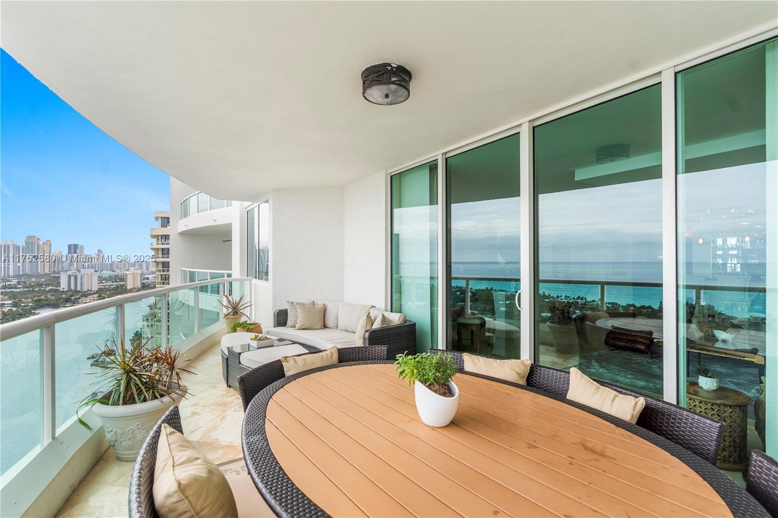 20201 E Country Club Dr #2708, Aventura FL 33180