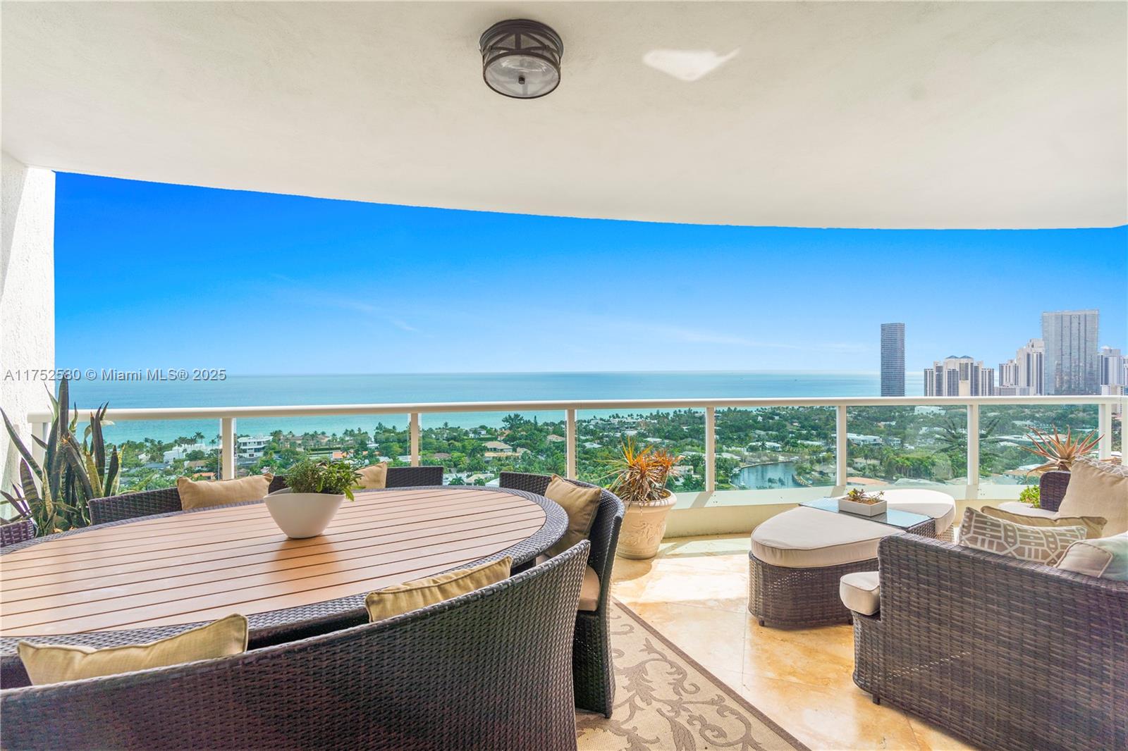 20201 E Country Club Dr #2708, Aventura FL 33180