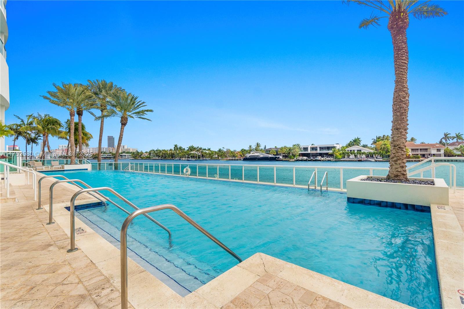 20201 E Country Club Dr #2708, Aventura FL 33180